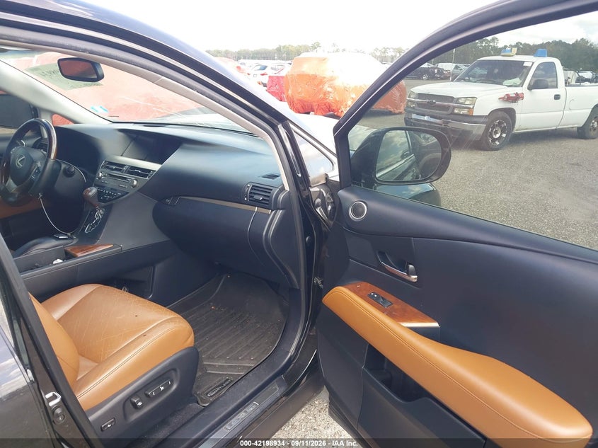 2013 LEXUS RX 450H auction photo 5