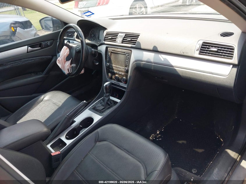 2013 VOLKSWAGEN PASSAT VIN: 1VWBH7A32DC011750