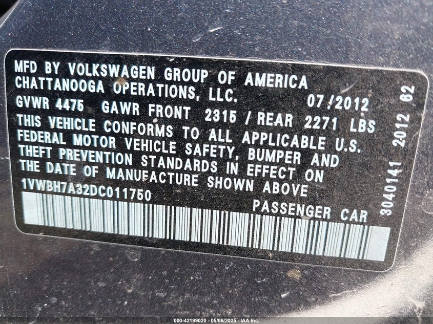 2013 VOLKSWAGEN PASSAT VIN: 1VWBH7A32DC011750
