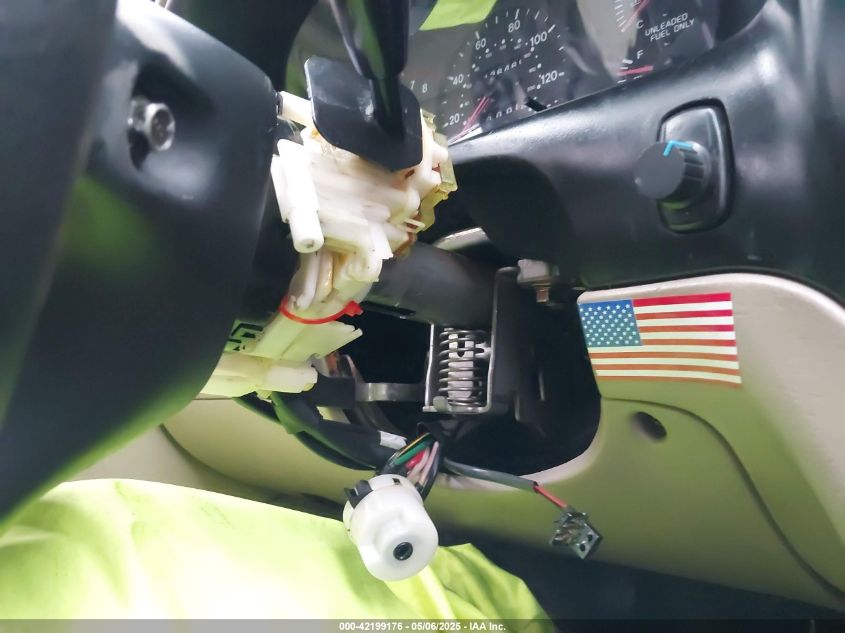 2001 Kia Sephia Ls VIN: KNAFB121115041920 Lot: 42199176