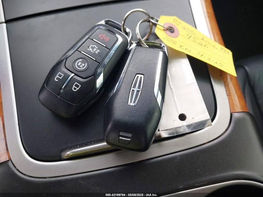 2016 LINCOLN MKX RESERVE - 2LMTJ8LP4GBL83922