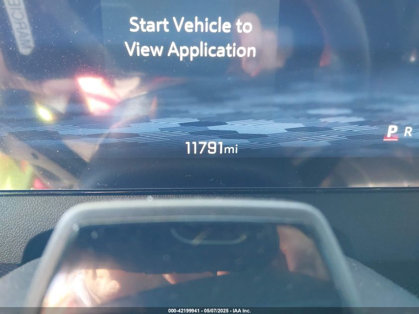 2024 Chevrolet Traverse - 1GNERLKS7RJ224084