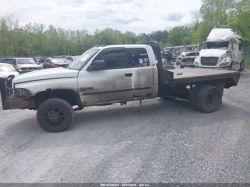 2001 Dodge Ram 3500 St VIN: 1B7MF33731J609850 Lot: 42200231