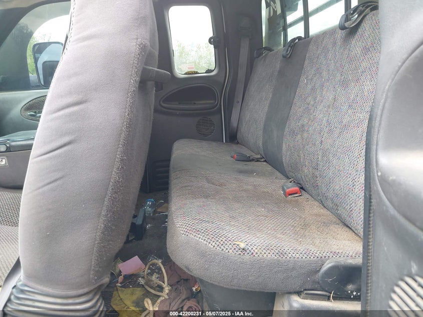 2001 Dodge Ram 3500 St VIN: 1B7MF33731J609850 Lot: 42200231