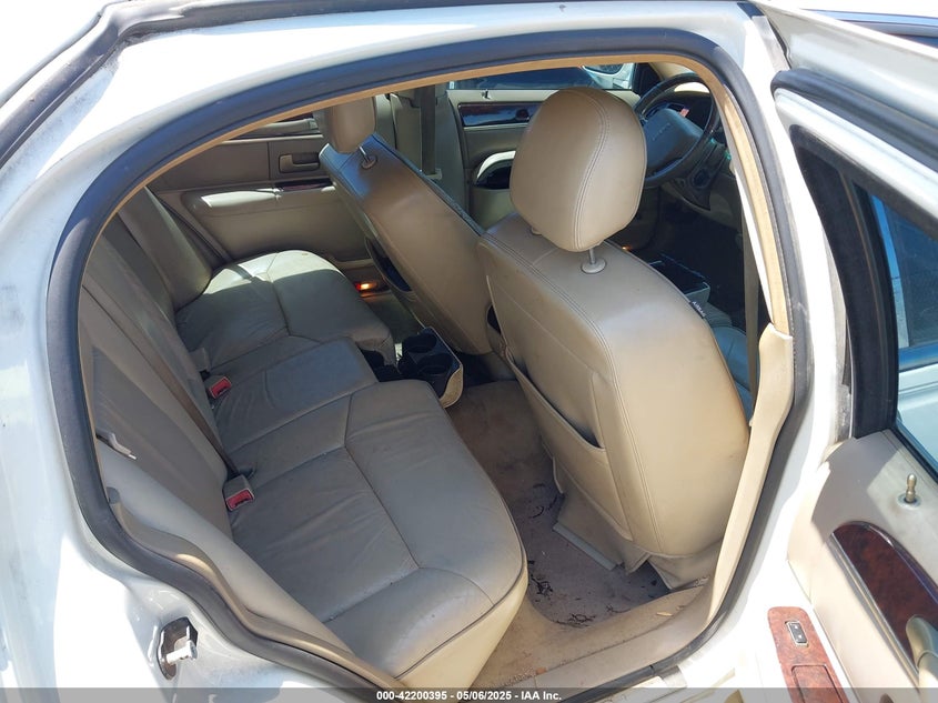 2006 LINCOLN TOWN CAR VIN: 1LNHM83V36Y614849