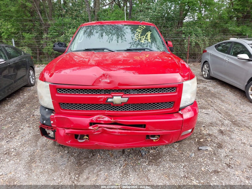 2011 CHEVROLET SILVERADO VIN: 3GCPKSE36BG306450