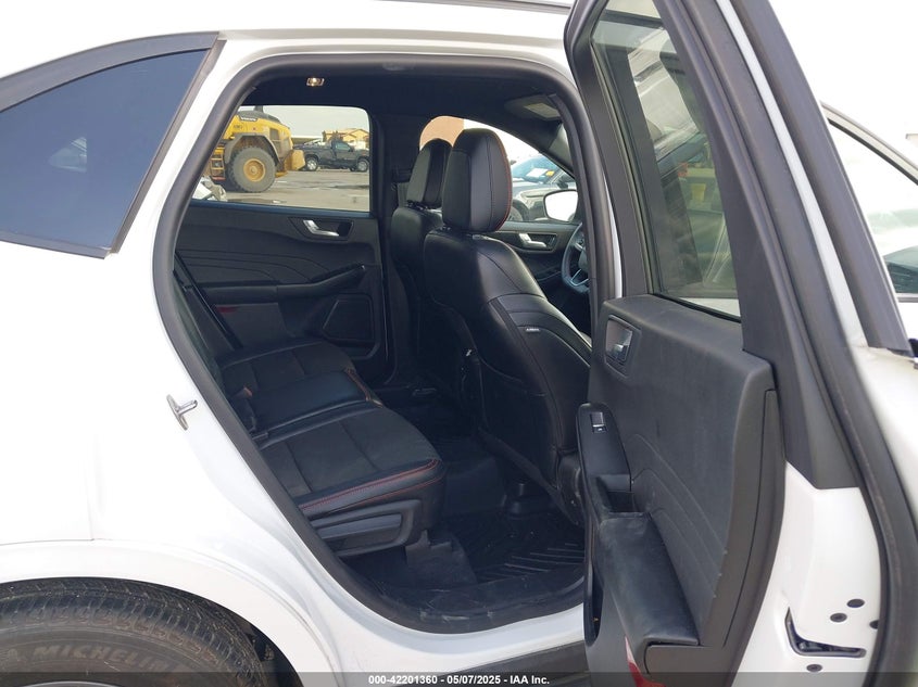 VIN 1FMCU0MN4PUA70574 2023 FORD ESCAPE ST-LINE