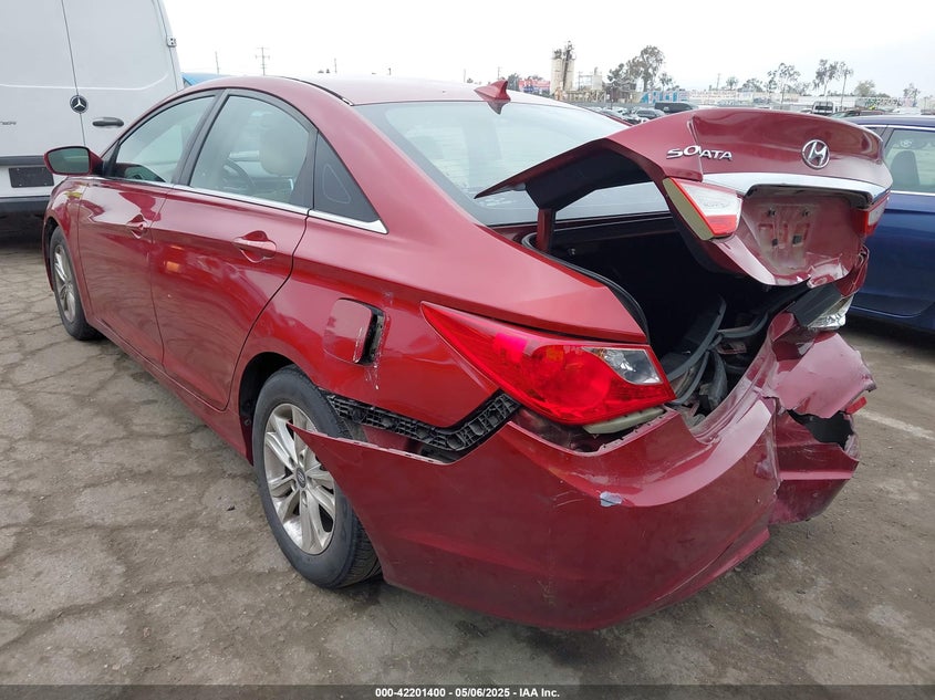 2012 HYUNDAI SONATA VIN: 5NPEB4AC4CH456610