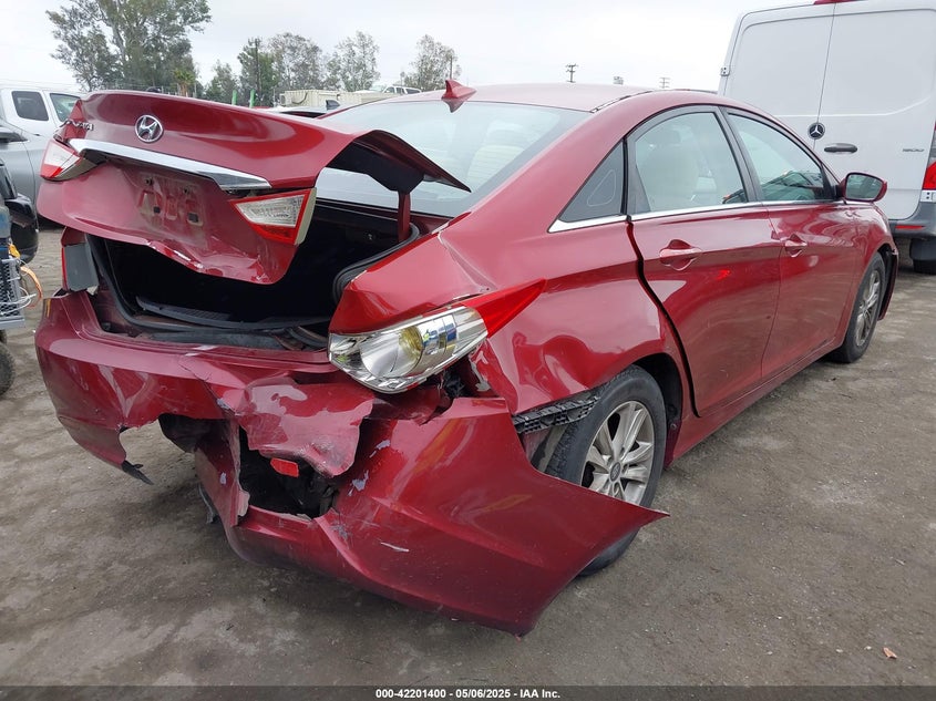 2012 HYUNDAI SONATA VIN: 5NPEB4AC4CH456610