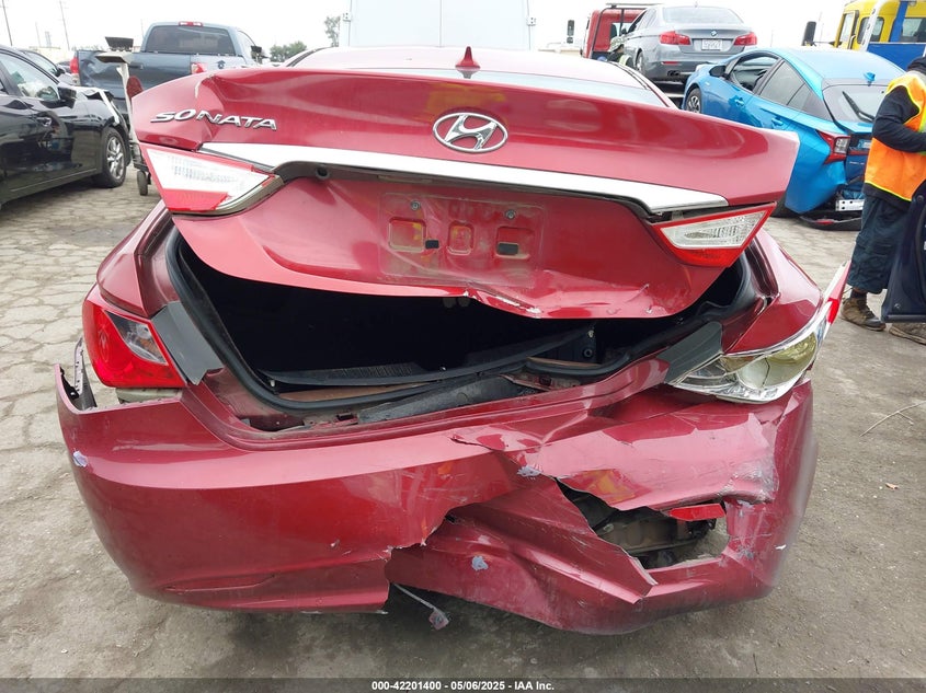 2012 HYUNDAI SONATA VIN: 5NPEB4AC4CH456610