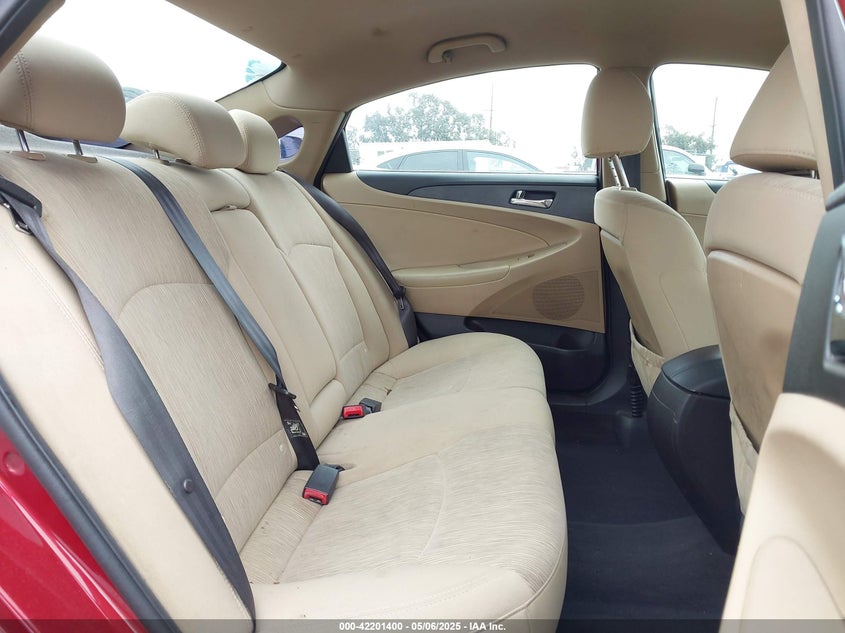 2012 HYUNDAI SONATA VIN: 5NPEB4AC4CH456610