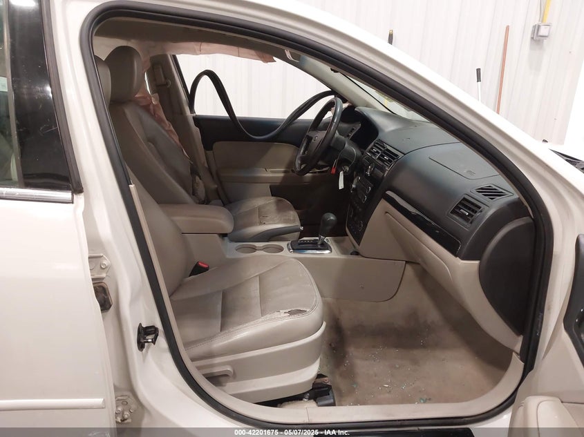2009 FORD FUSION VIN: 3FAHP081X9R207364