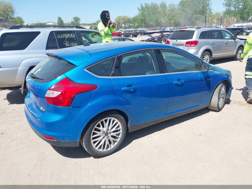 2014 FORD FOCUS VIN: 1FADP3N28EL271019