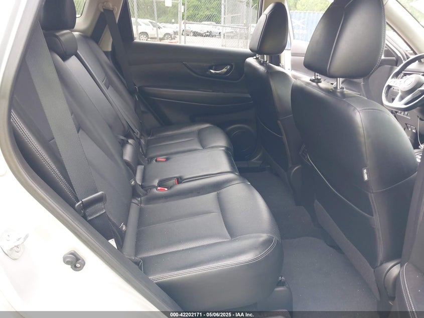 2017 NISSAN ROGUE SL - JN8AT2MV3HW021208