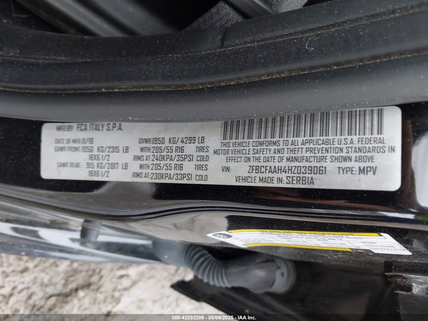 2017 FIAT 500L POP - ZFBCFAAH4HZ039061