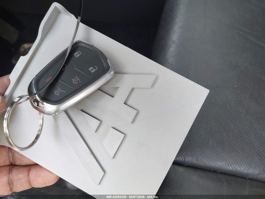 2015 CADILLAC ESCALADE ESV LUXURY - 1GYS4SKJXFR747960