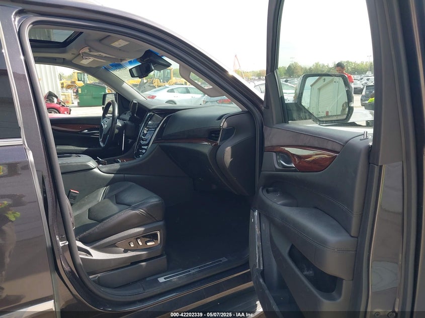 2015 CADILLAC ESCALADE ESV LUXURY - 1GYS4SKJXFR747960