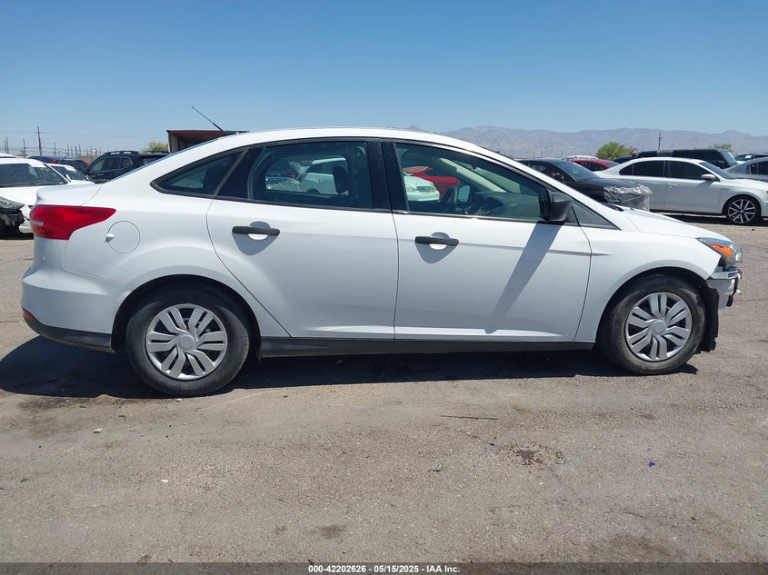 2017 FORD FOCUS VIN: 1FADP3E27HL284980