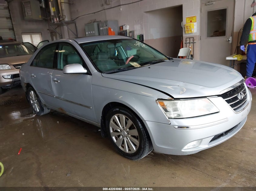 2009 HYUNDAI SONATA VIN: 5NPEU46F49H568250