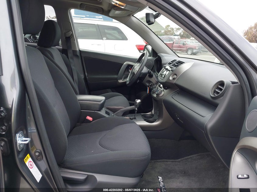 2011 TOYOTA RAV4 VIN: JTMWF4DV6B5036383