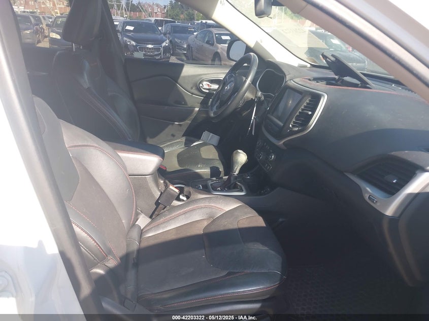2015 JEEP CHEROKEE VIN: 1C4PJMBS8FW786850