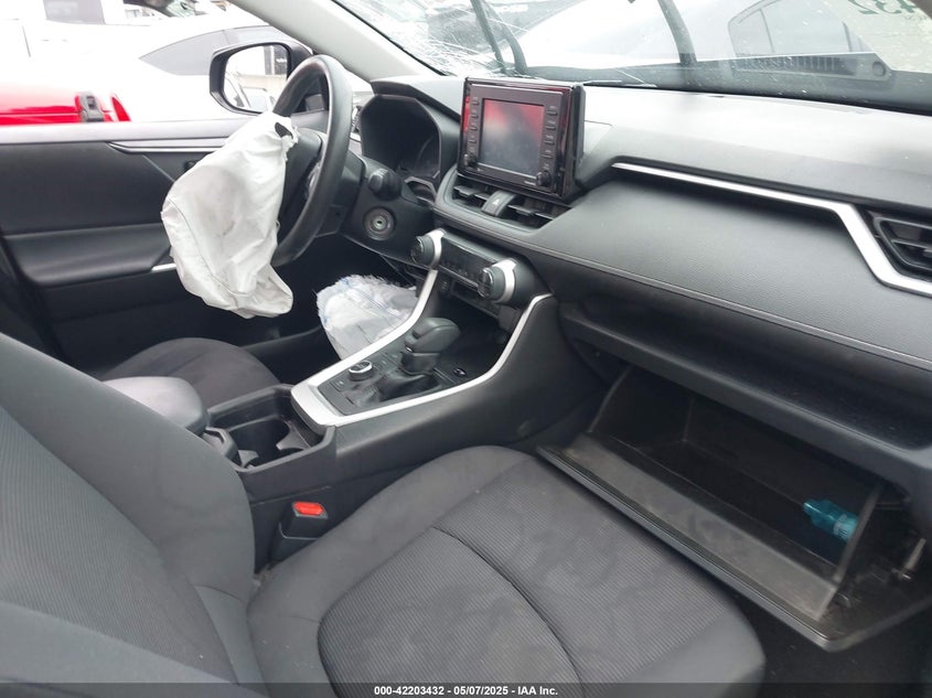 2020 TOYOTA RAV4 HYBRID LE - JTMLWRFV8LD537361