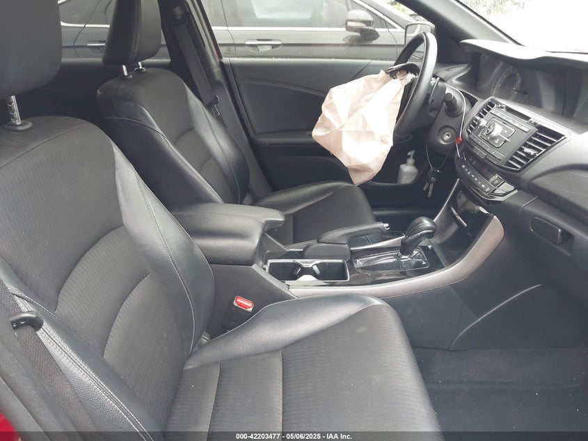 2017 HONDA ACCORD VIN: 1HGCR2F57HA122069