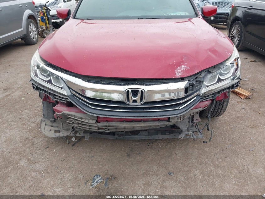 2017 HONDA ACCORD VIN: 1HGCR2F57HA122069