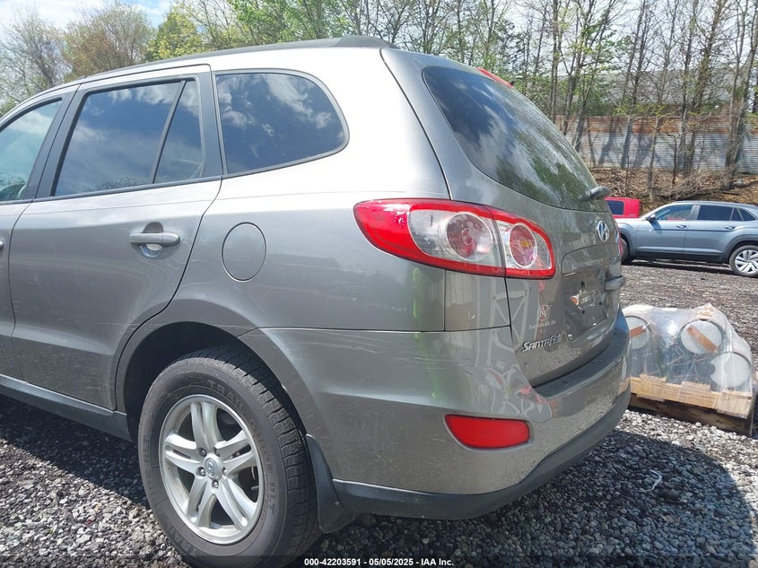2012 HYUNDAI SANTA FE VIN: 5XYZGDAB4CG121736