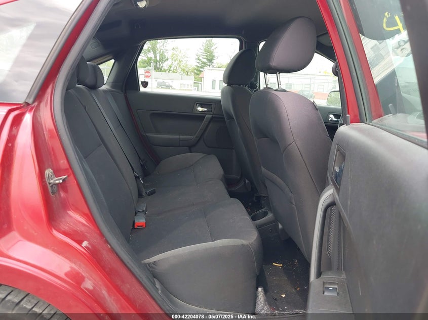 2011 FORD FOCUS VIN: 1FAHP3GN3BW151647