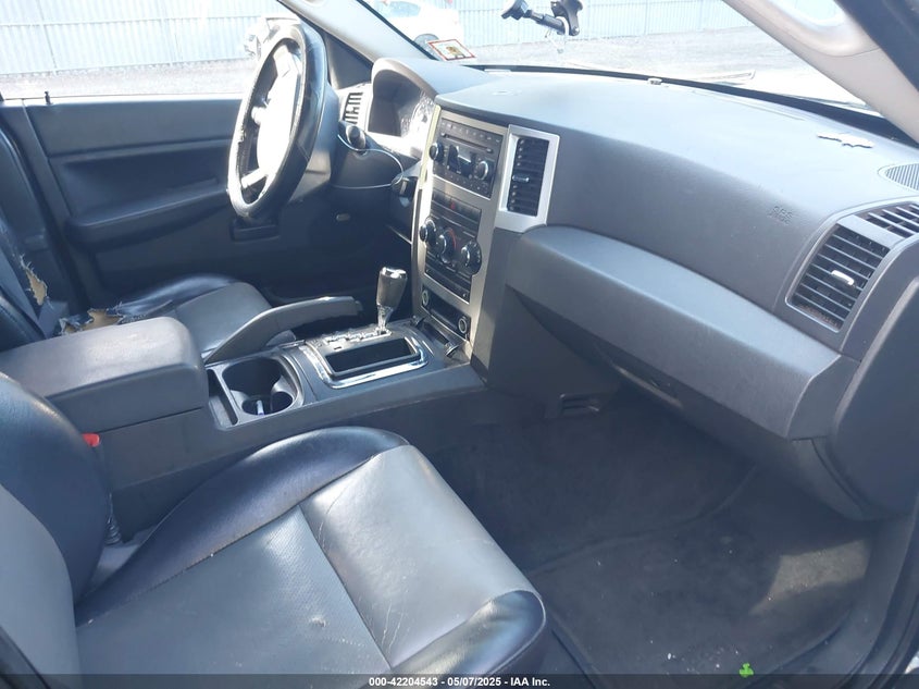 2008 JEEP GRAND CHEROKEE VIN: 1J8GR48K88C107219