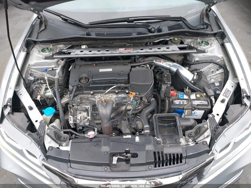 2017 HONDA ACCORD VIN: 1HGCT1B85HA009894