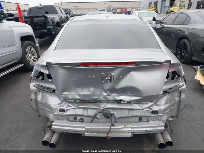 2017 HONDA ACCORD VIN: 1HGCT1B85HA009894