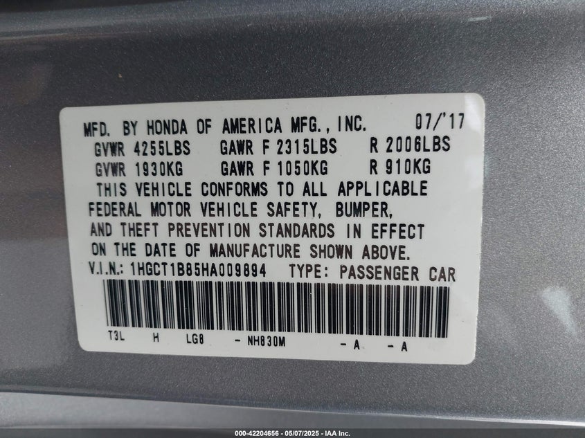 2017 HONDA ACCORD VIN: 1HGCT1B85HA009894