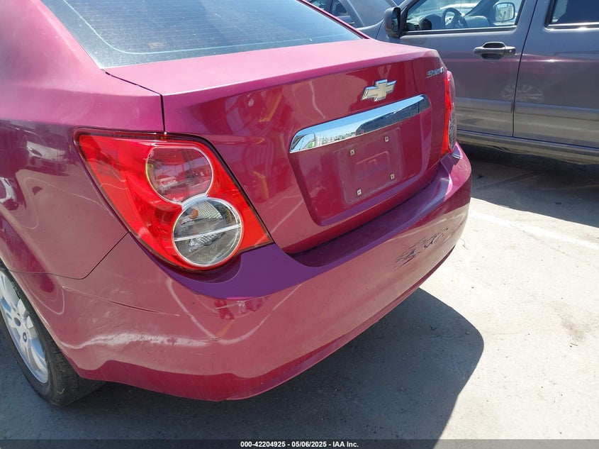 2014 CHEVROLET SONIC VIN: 1G1JC5SH7E4121869