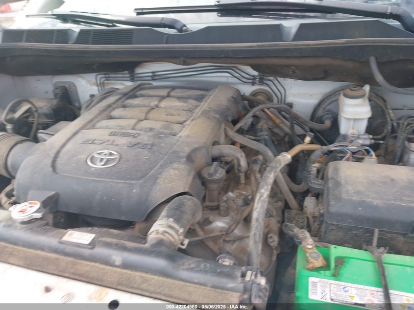 2018 TOYOTA TUNDRA SR5 5.7L V8 - 5TFDW5F18JX760859