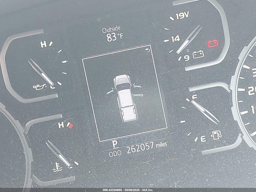 2018 TOYOTA TUNDRA SR5 5.7L V8 - 5TFDW5F18JX760859