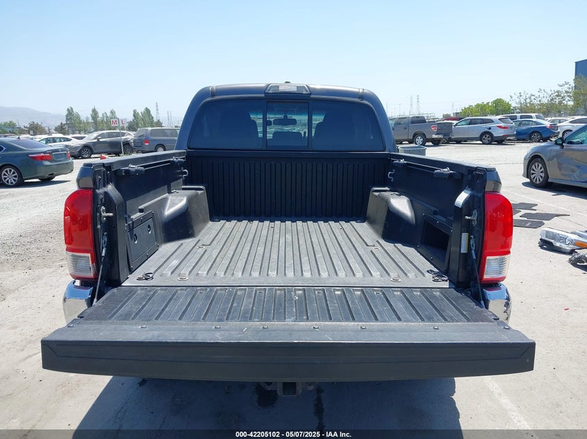 2017 TOYOTA TACOMA SR5 V6 - 5TFAZ5CN7HX036284