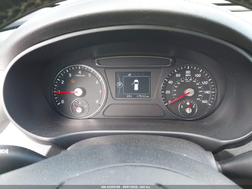 2016 KIA SORENTO VIN: 5XYPGDA38GG066570