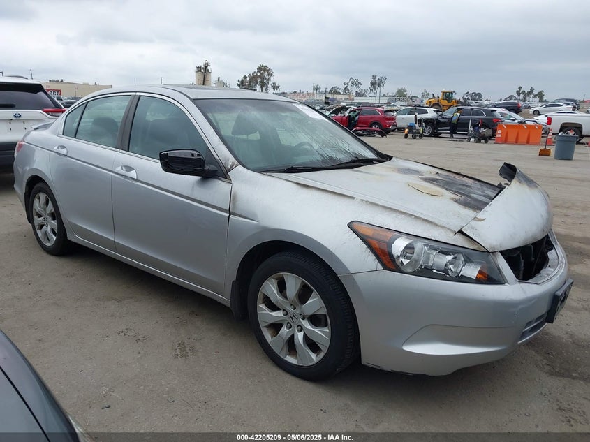 2008 HONDA ACCORD VIN: 1HGCP26828A003412