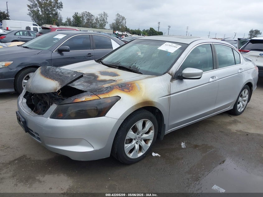 2008 HONDA ACCORD VIN: 1HGCP26828A003412