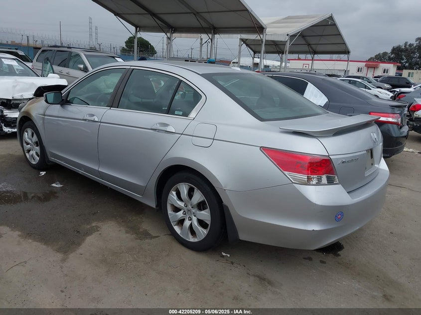 2008 HONDA ACCORD VIN: 1HGCP26828A003412