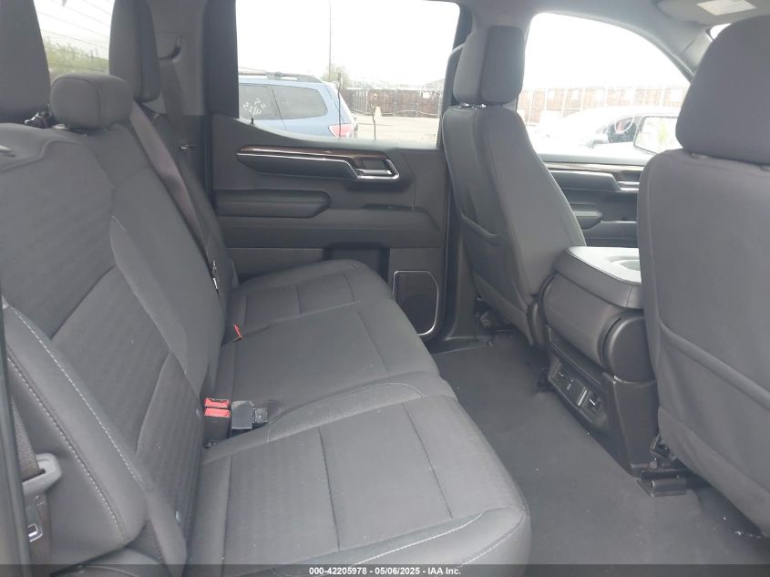 2024 Chevrolet Silverado 1500 - 1GCUDDED7RZ175394