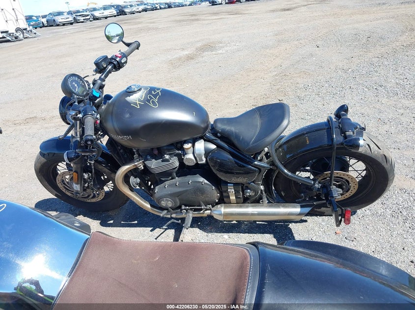 2022 TRIUMPH MOTORCYCLE BONNEVILLE BOBBER - SMTD53HL6NTBA9507