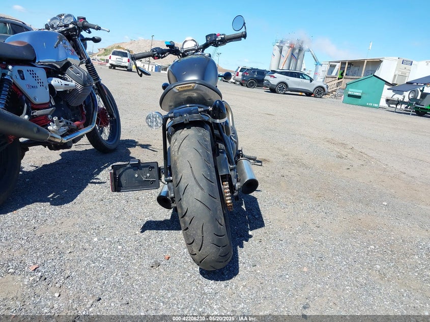 2022 TRIUMPH MOTORCYCLE BONNEVILLE BOBBER - SMTD53HL6NTBA9507