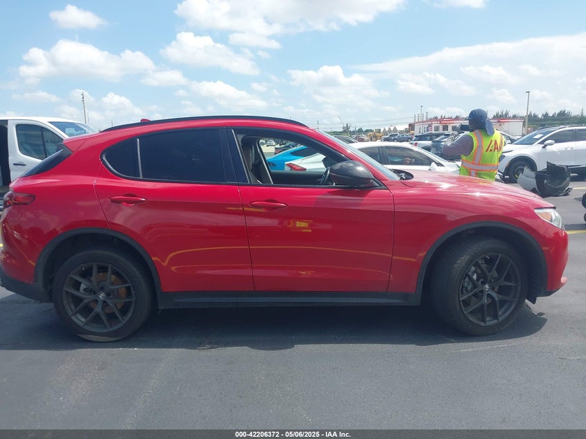2021 ALFA ROMEO STELVIO VIN: ZASPAJAN7M7D08508