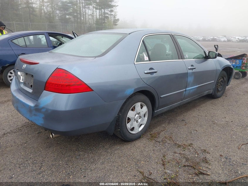 2007 HONDA ACCORD VIN: 1HGCM56427A084935