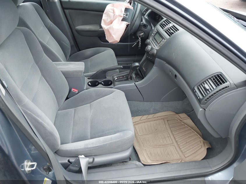 2007 HONDA ACCORD VIN: 1HGCM56427A084935
