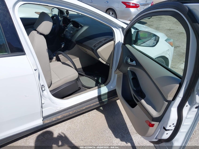 2015 FORD FOCUS VIN: 1FADP3F26FL289857