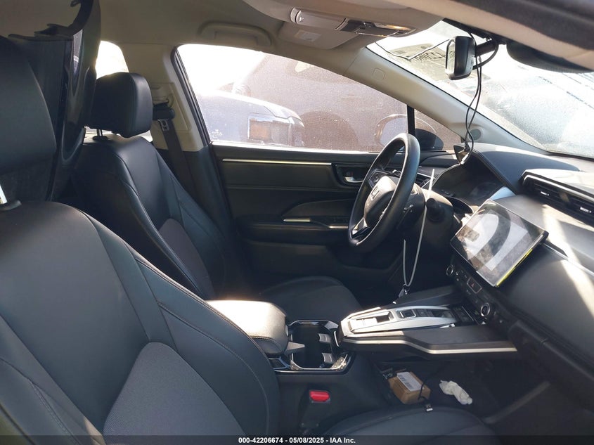 2019 HONDA CLARITY VIN: JHMZC5F11KC005316